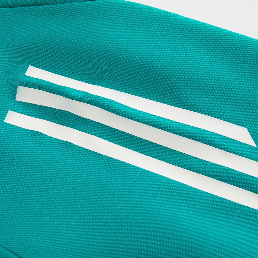 2025/26 Liverpool Sweatshirt Kit  - Green (Top+Pants)
