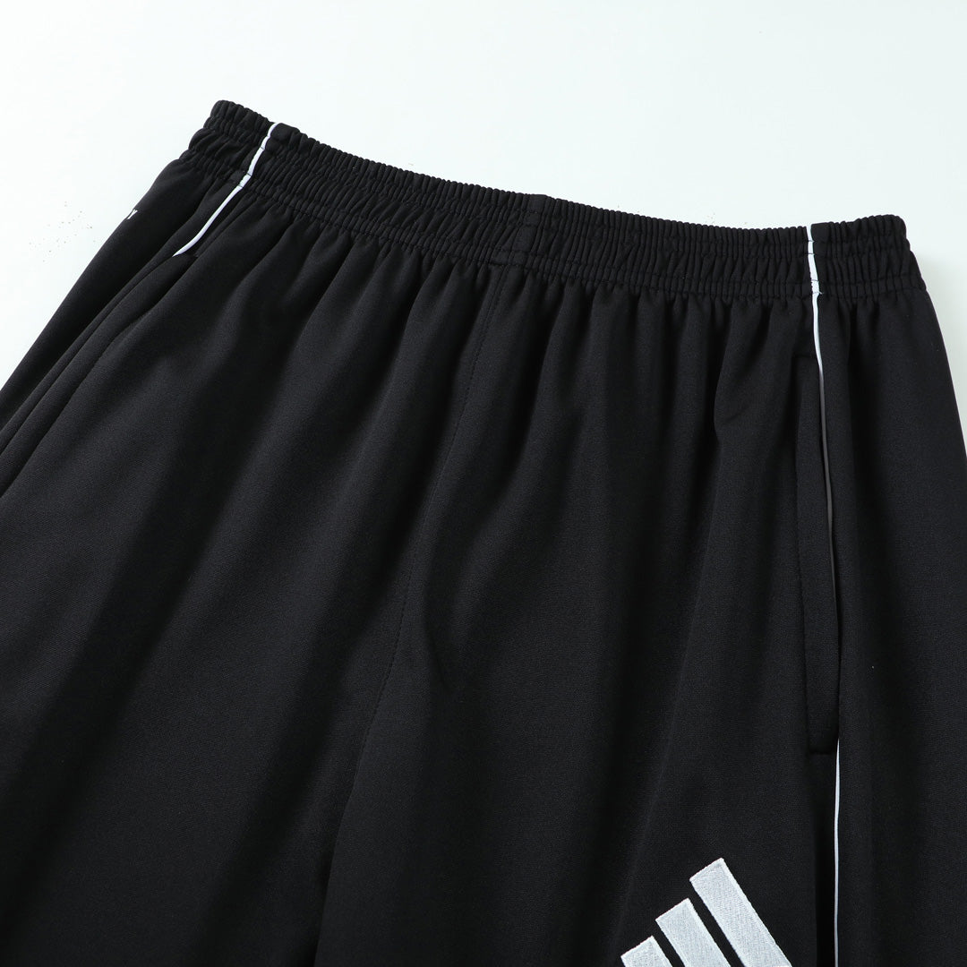 Real Madrid Sweatshirt Kit 2025/26 - Black (Top+Pants)