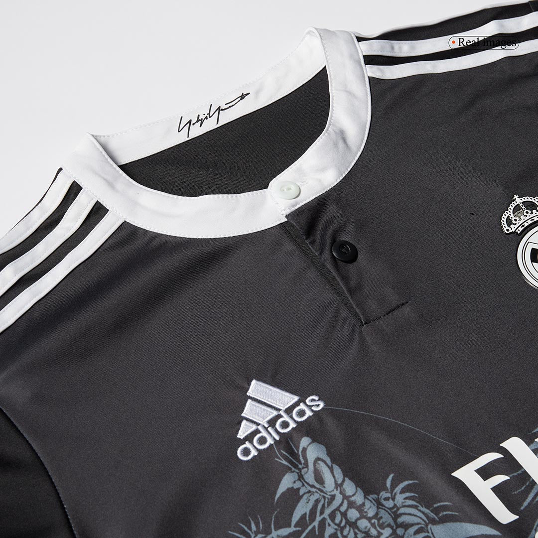 Troisième maillot extérieur rétro du Real Madrid 2014/15