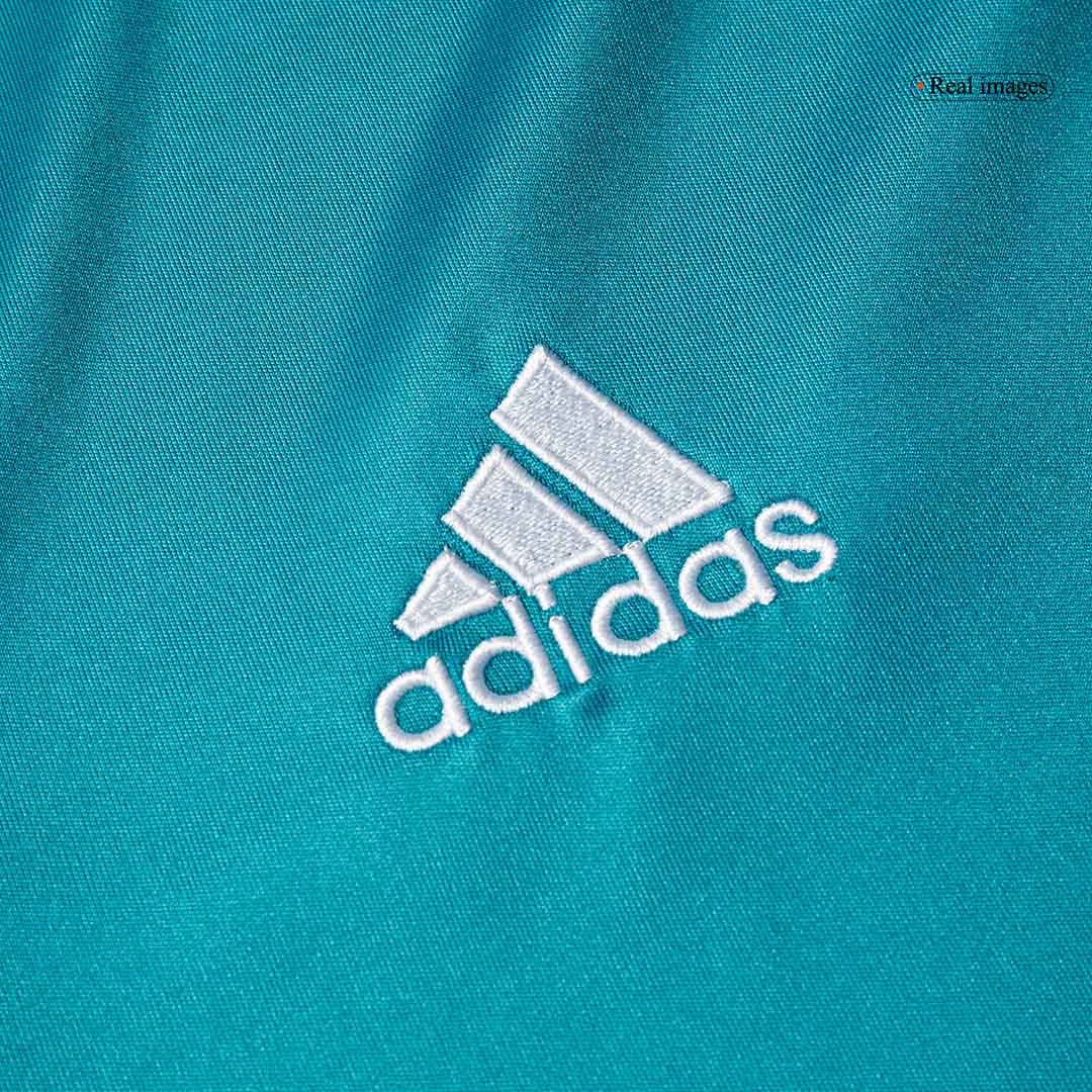 Camiseta retro de visitante del Real Madrid 2017/18 