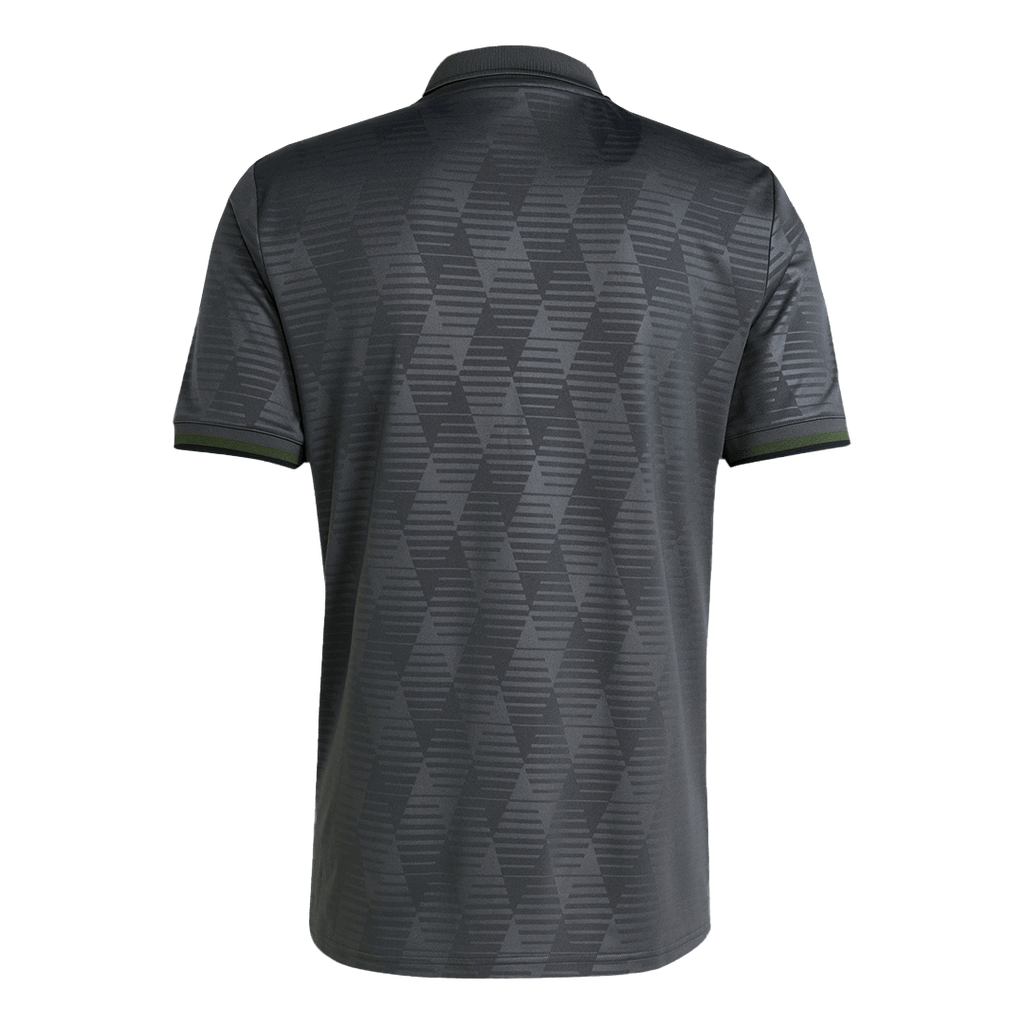 Camiseta de fútbol del Bayern Múnich para la Oktoberfest 2024/25