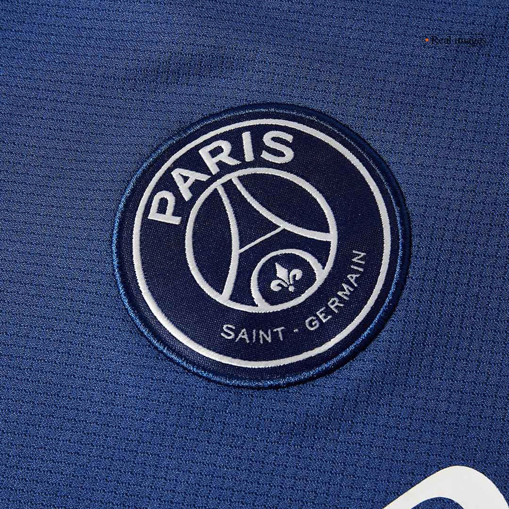 Maillot extérieur manches longues du PSG, quatrième tenue, saison 2024/25