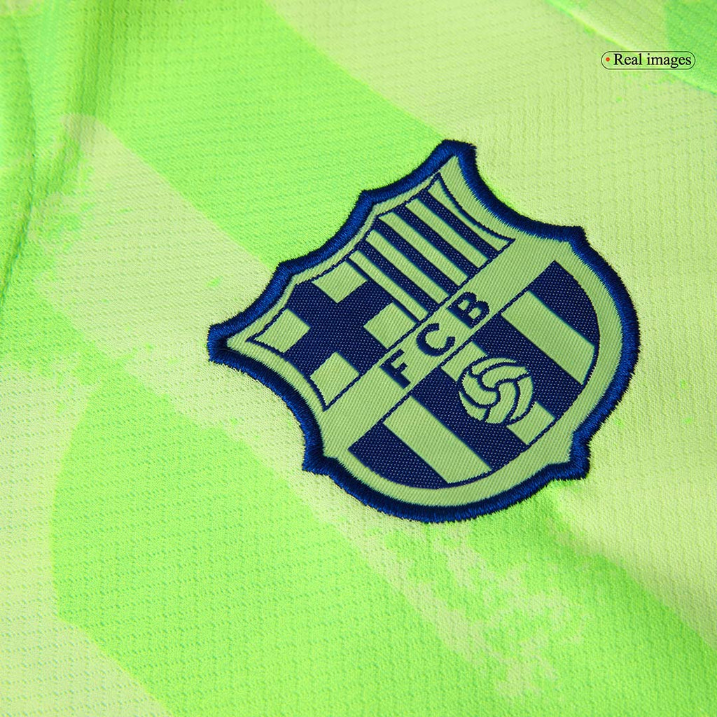 Camiseta de fútbol visitante del Barcelona 2024/25 para niños (camiseta y pantalón corto) - UCL (logotipo de Spotify sin texto)