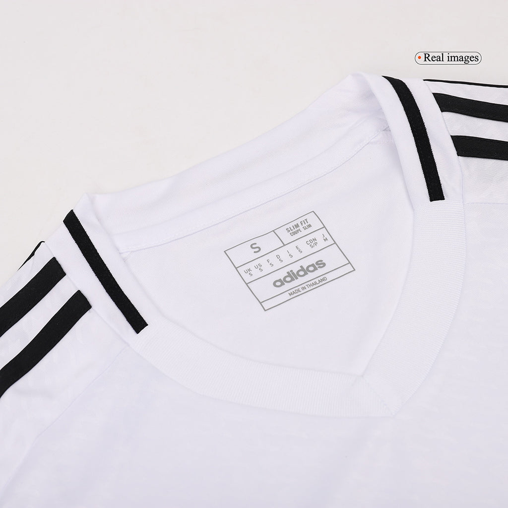 Tenue domicile du Real Madrid 2024/25 (Maillot + Short + Chaussettes)