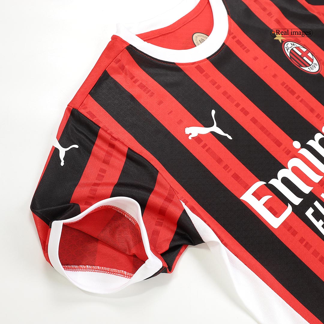 AC Milan PULISIC #11 Home Jersey Authentic 2024/25
