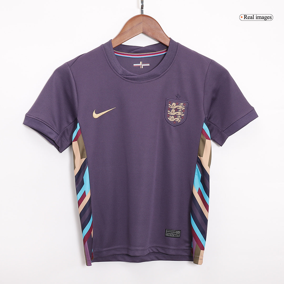 Camiseta de visitante de Inglaterra para la Eurocopa 2024 para niños (camiseta y pantalón corto)