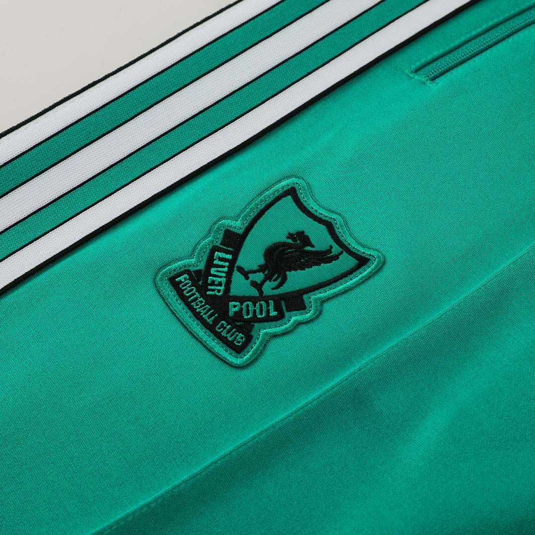 Liverpool Training Kit 2025/26 - Green (Top+Pants)