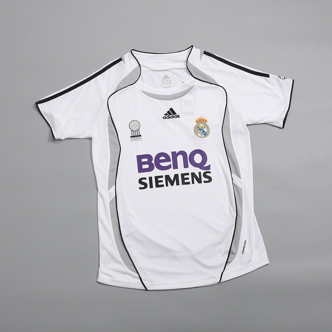 Real Madrid SERGIO RAMOS #4 Home Soccer Jersey Retro 2006/07