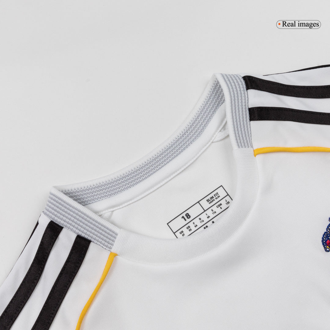 Maillot domicile du Real Madrid pour enfant 2025/26 (Maillot + Short)