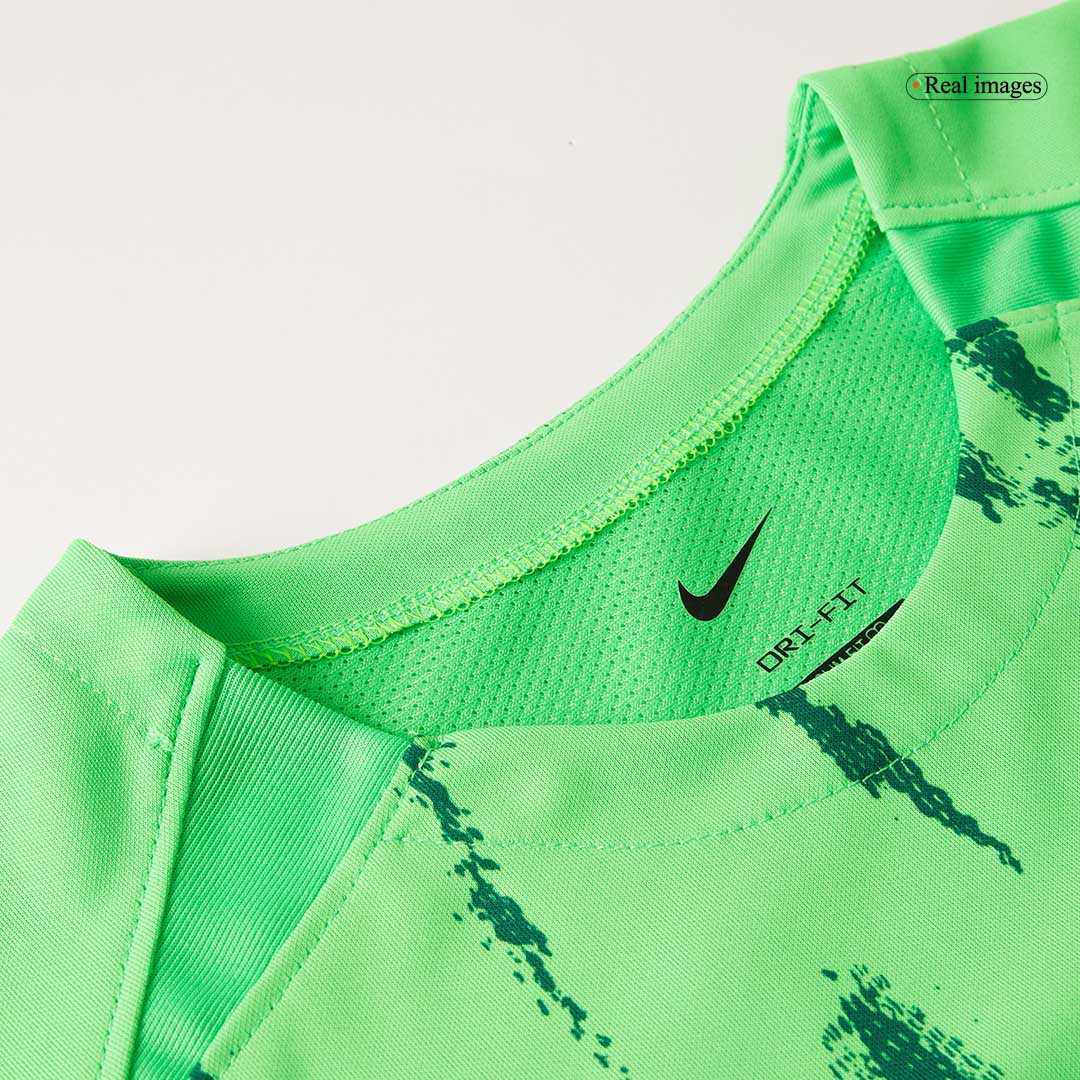 Troisième maillot extérieur du Sporting CP 2024/25