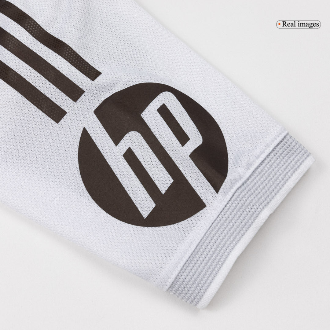 Maillot domicile authentique du Real Madrid 2025/26 blanc, n° 23, porté par F. Mendy.