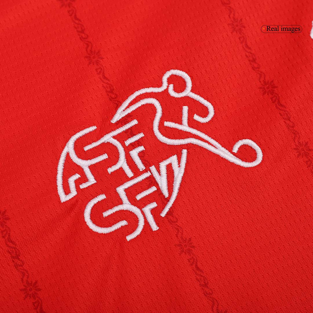 Camiseta local de Suiza para la Eurocopa 2024
