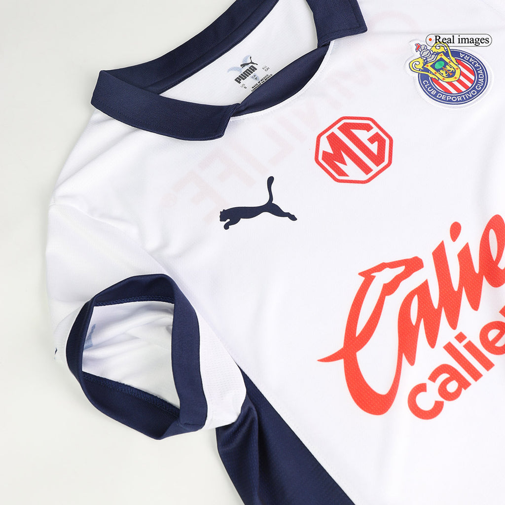 Camiseta de visitante de Chivas 2024/25