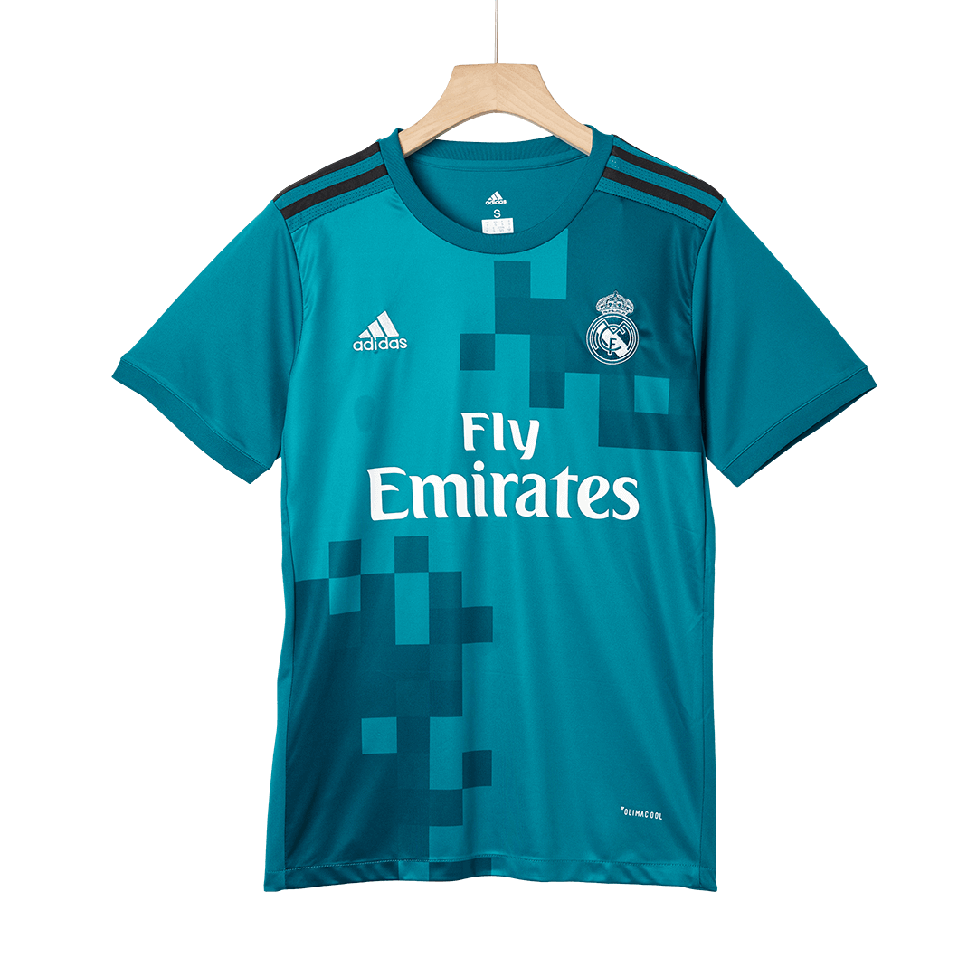 Camiseta retro de visitante del Real Madrid 2017/18 