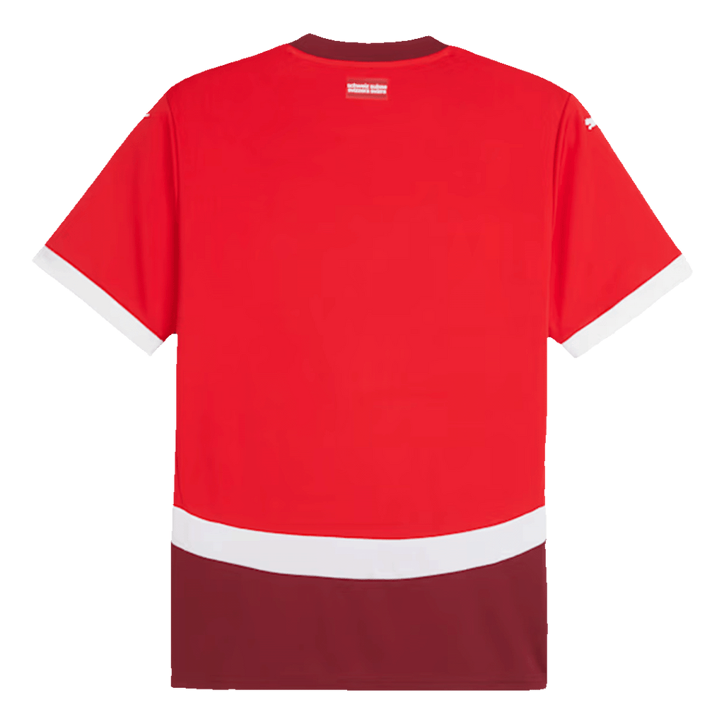 Camiseta local de Suiza para la Eurocopa 2024
