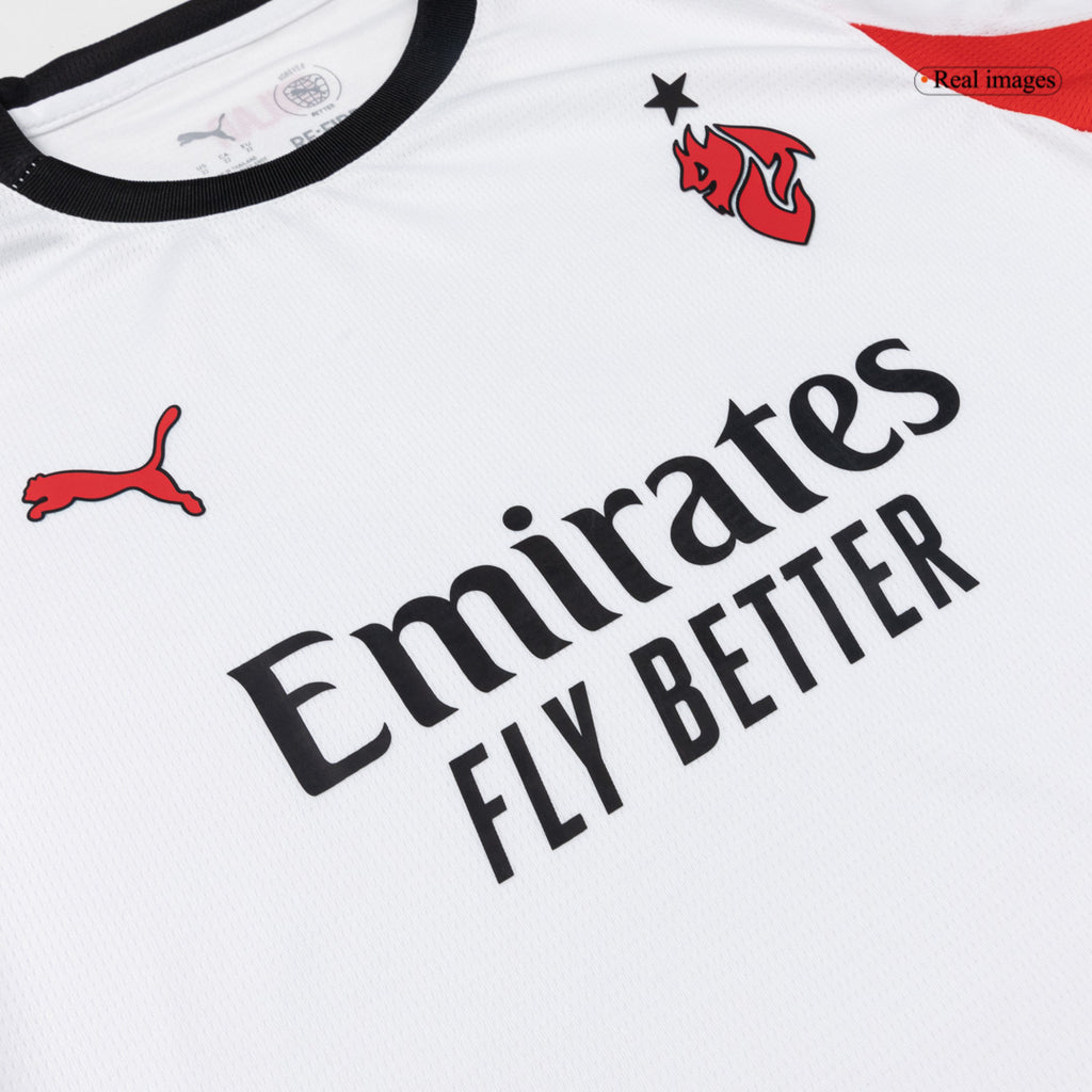 Camiseta de fútbol visitante del AC Milan para niño (camiseta y pantalón corto) 25/26 blanca