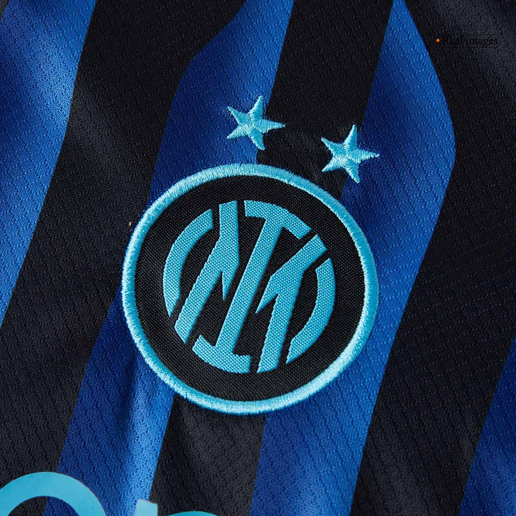 Kit de camiseta de fútbol local del Inter de Milán para niños (camiseta, pantalón corto y calcetines) 2025/26 azul y negro