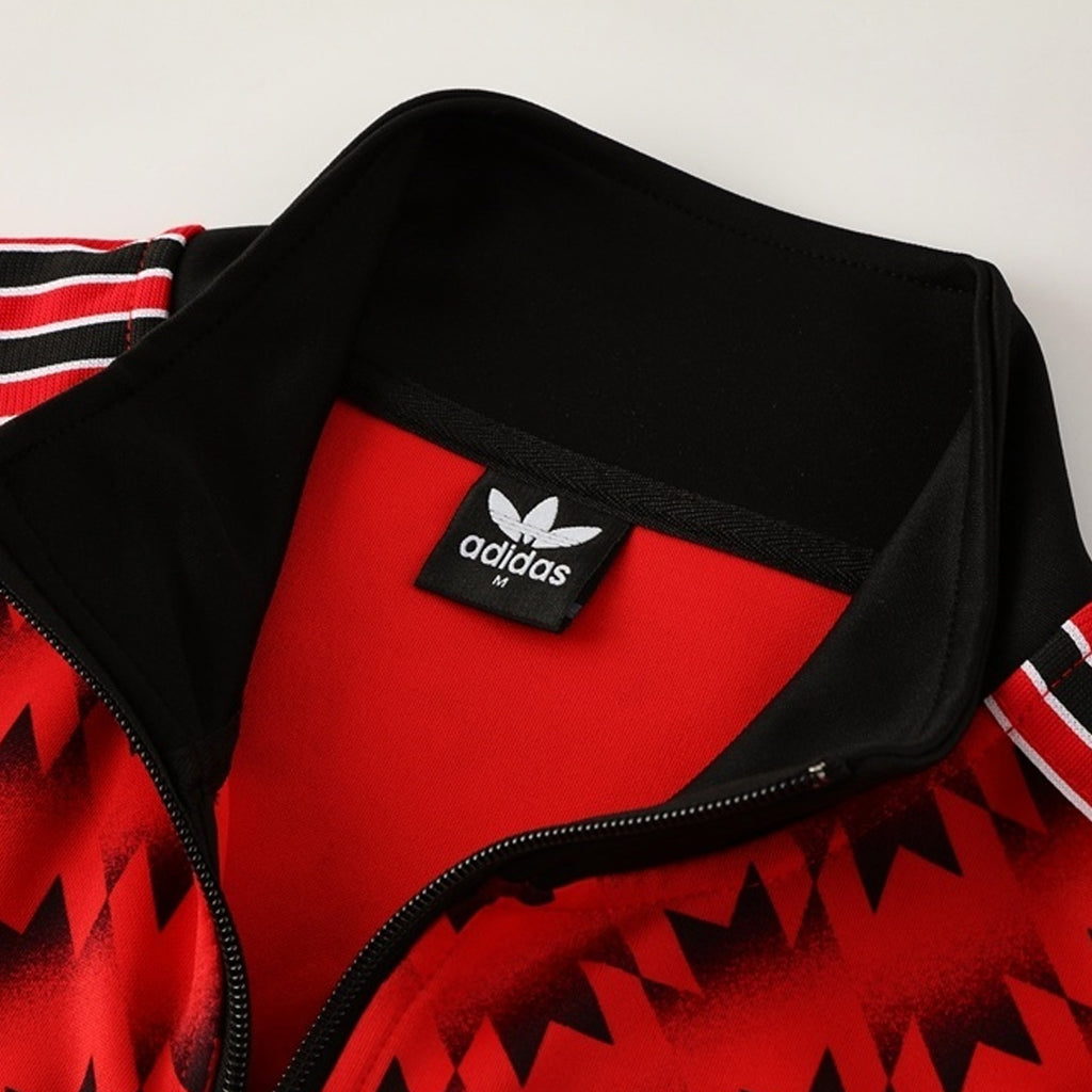 Chaqueta de entrenamiento del Manchester United 25/26 roja y negra