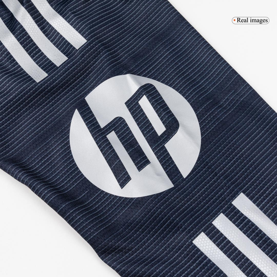 Camiseta de fútbol visitante de manga larga del Real Madrid 2025/26