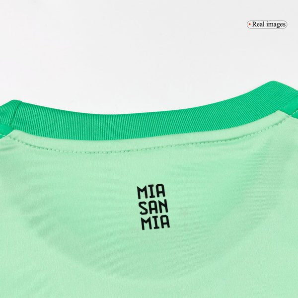 Bayern Munich Goalkeeper Soccer Jersey 25/26 Green