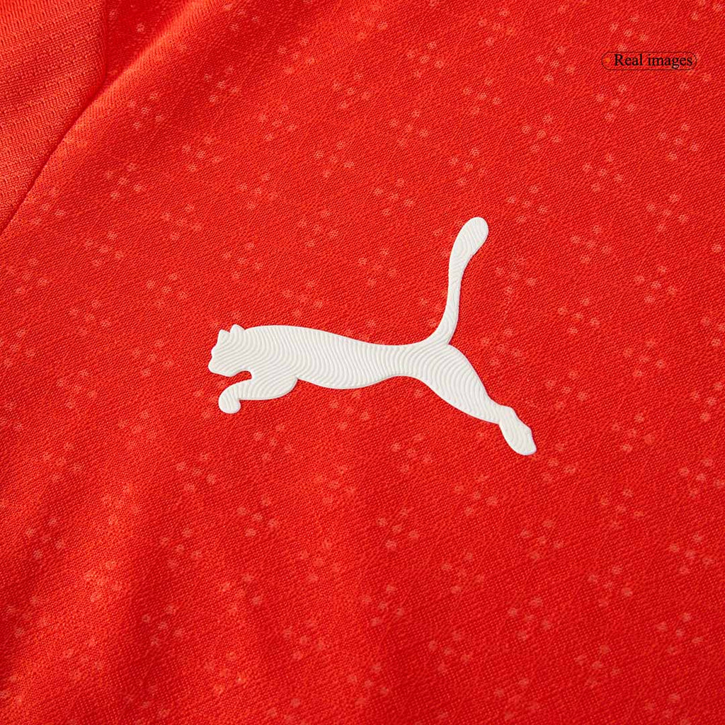 Portugal RONALDO #7 Home Soccer Jersey Authentic 2025