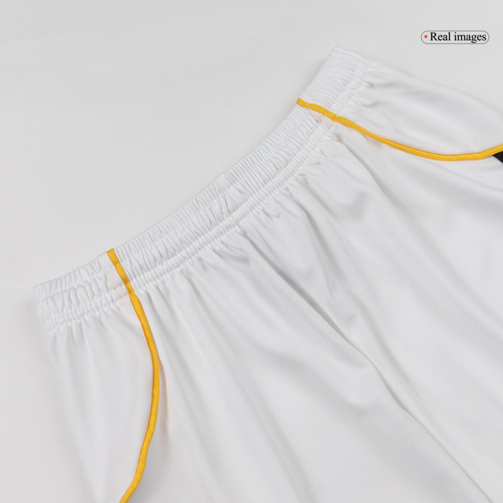 Maillot domicile du Real Madrid pour enfant 2025/26 (Maillot + Short)