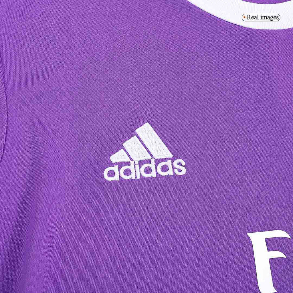 Real Madrid KROOS #8 Away Soccer Jersey Retro 2016/17 - Long Sleeve